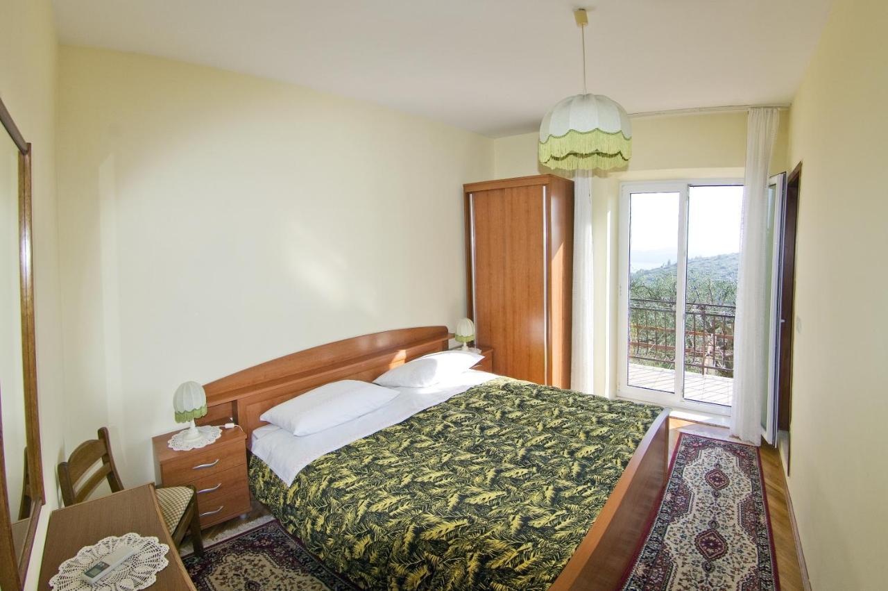 Guesthouse Moretic Орашац Экстерьер фото